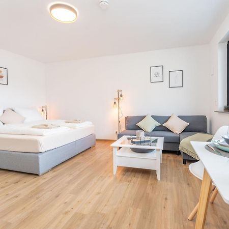 Modernes Apartment Mit Privatem Stellplatz Wenige Minuten Von Der Innenstadt & Mosel Koblenz  Ngoại thất bức ảnh