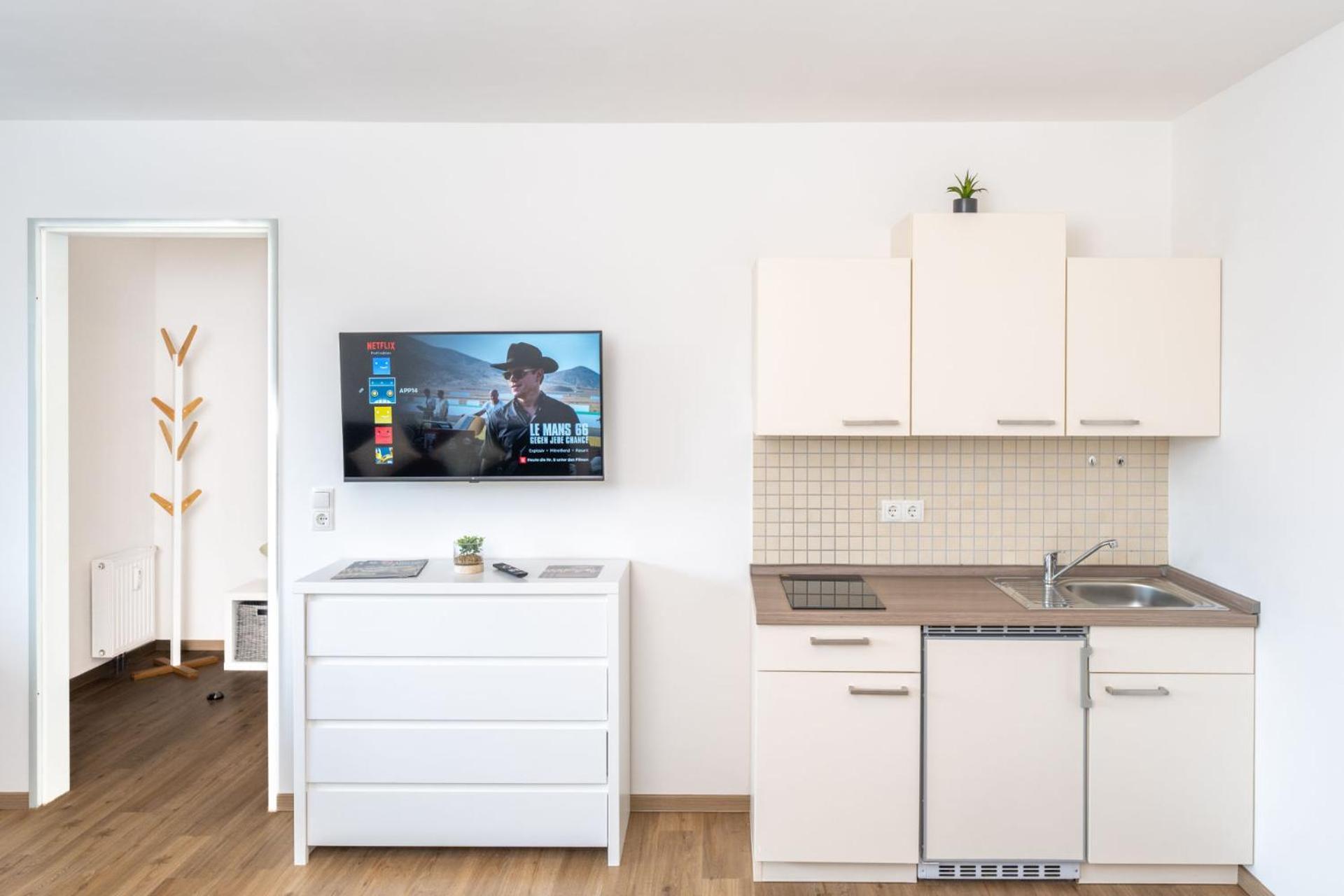 Modernes Apartment Mit Privatem Stellplatz Wenige Minuten Von Der Innenstadt & Mosel Koblenz  Ngoại thất bức ảnh