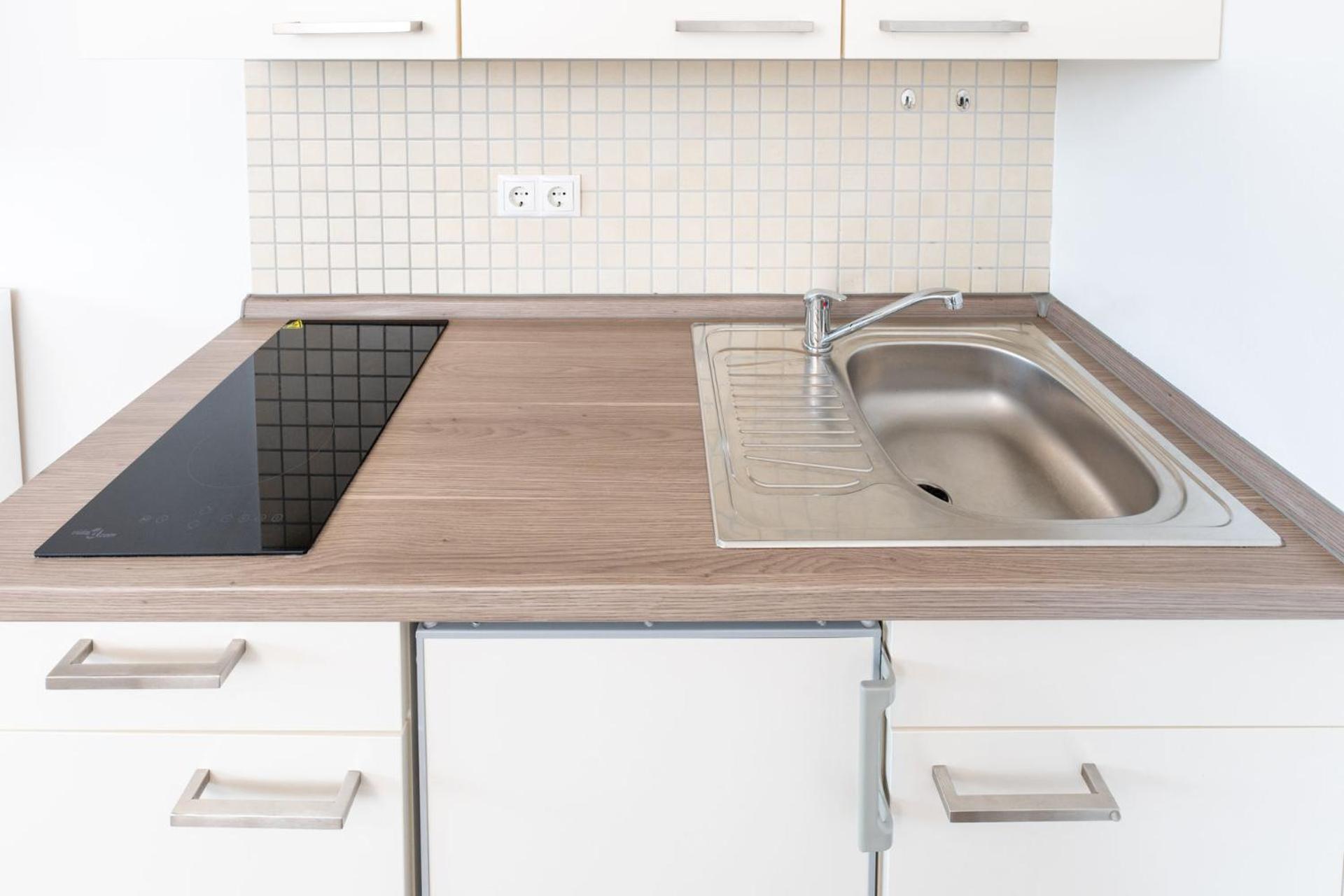 Modernes Apartment Mit Privatem Stellplatz Wenige Minuten Von Der Innenstadt & Mosel Koblenz  Ngoại thất bức ảnh