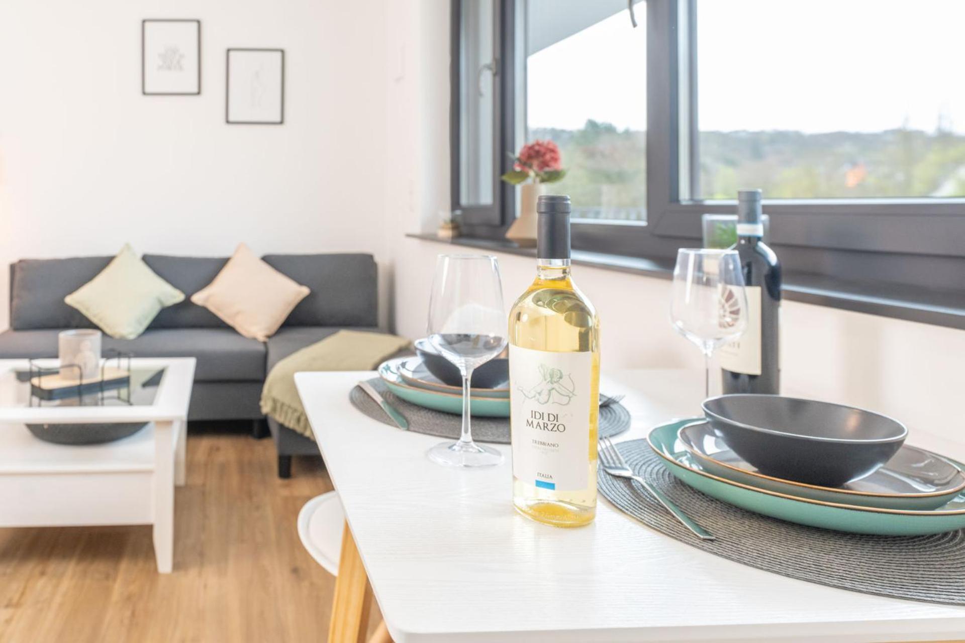 Modernes Apartment Mit Privatem Stellplatz Wenige Minuten Von Der Innenstadt & Mosel Koblenz  Ngoại thất bức ảnh